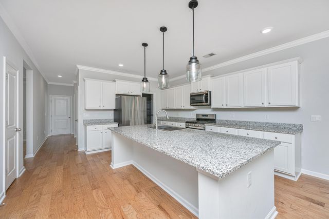 412 Oak View Way, Summerville, SC 29483