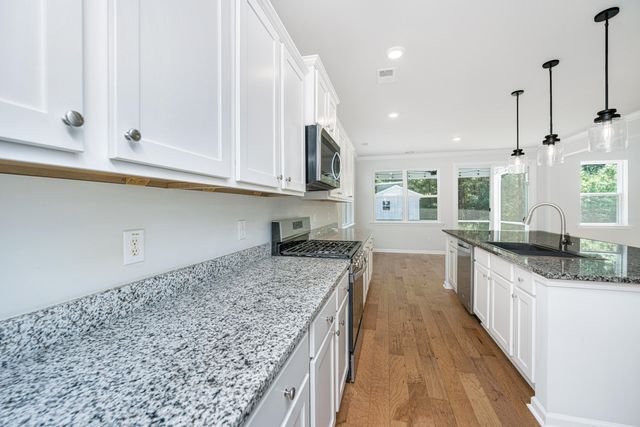 412 Oak View Way, Summerville, SC 29483