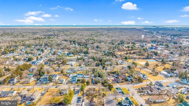 130 CENTER STREET, Manahawkin, NJ 08050