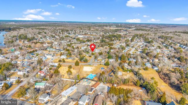 130 CENTER STREET, Manahawkin, NJ 08050