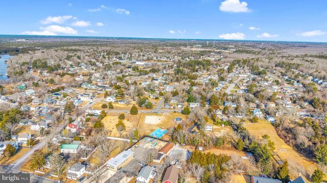 130 CENTER STREET, Manahawkin, NJ 08050