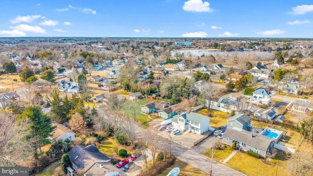 130 CENTER STREET, Manahawkin, NJ 08050