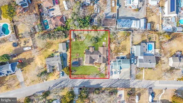 130 CENTER STREET, Manahawkin, NJ 08050