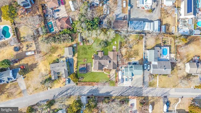 130 CENTER STREET, Manahawkin, NJ 08050