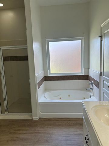 4909 NW 164th Terrace, Edmond, OK 73013