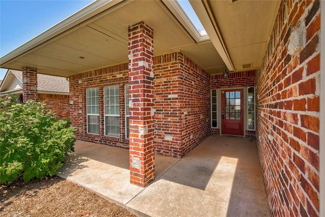 4909 NW 164th Terrace, Edmond, OK 73013