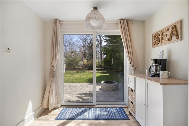 69 Jericho Path, Falmouth, MA 02540