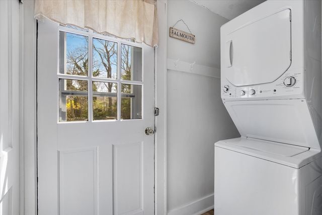 69 Jericho Path, Falmouth, MA 02540