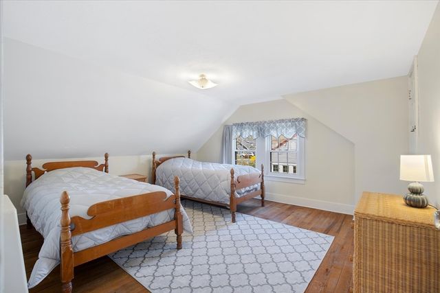 69 Jericho Path, Falmouth, MA 02540