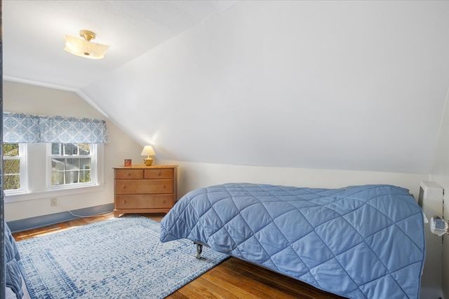 69 Jericho Path, Falmouth, MA 02540