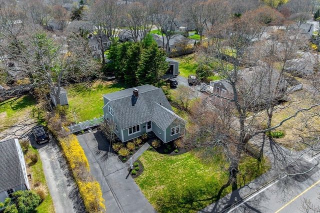 69 Jericho Path, Falmouth, MA 02540