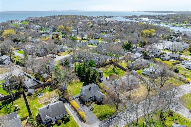 69 Jericho Path, Falmouth, MA 02540