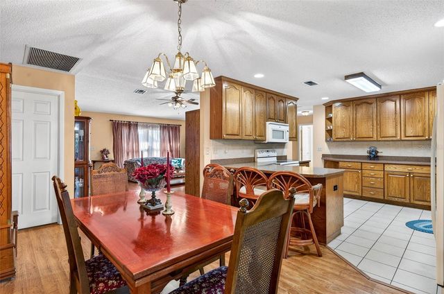 37821 WILLINGHAM AVENUE, Dade City, FL 33525