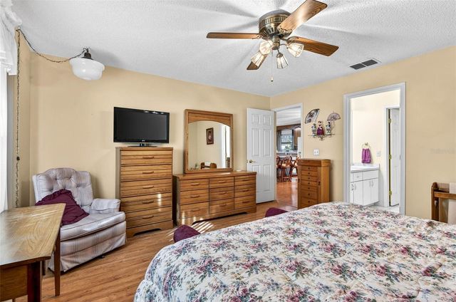 37821 WILLINGHAM AVENUE, Dade City, FL 33525