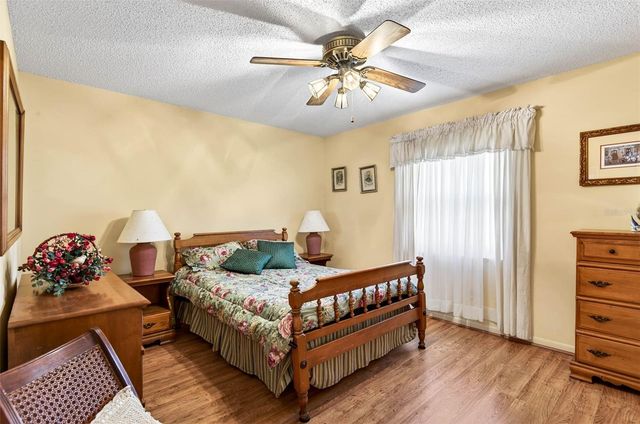 37821 WILLINGHAM AVENUE, Dade City, FL 33525