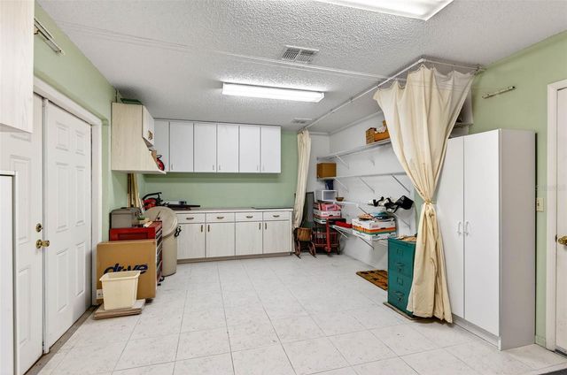 37821 WILLINGHAM AVENUE, Dade City, FL 33525