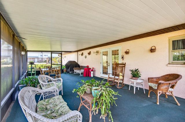 37821 WILLINGHAM AVENUE, Dade City, FL 33525