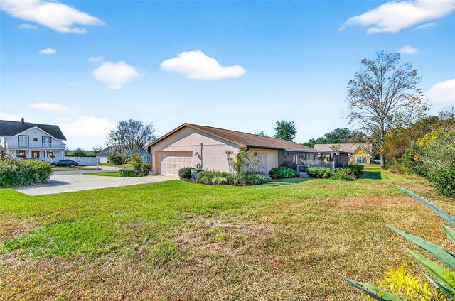37821 WILLINGHAM AVENUE, Dade City, FL 33525