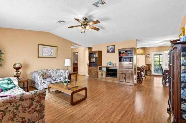 37821 WILLINGHAM AVENUE, Dade City, FL 33525