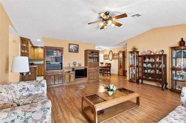 37821 WILLINGHAM AVENUE, Dade City, FL 33525