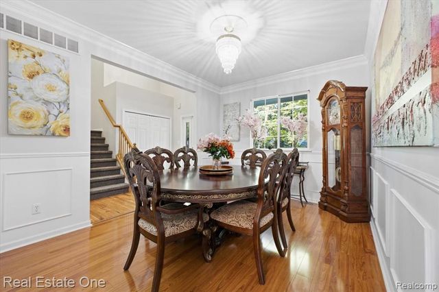 2475 Horace Street, West Bloomfield, MI 48324