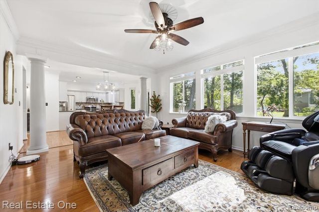 2475 Horace Street, West Bloomfield, MI 48324