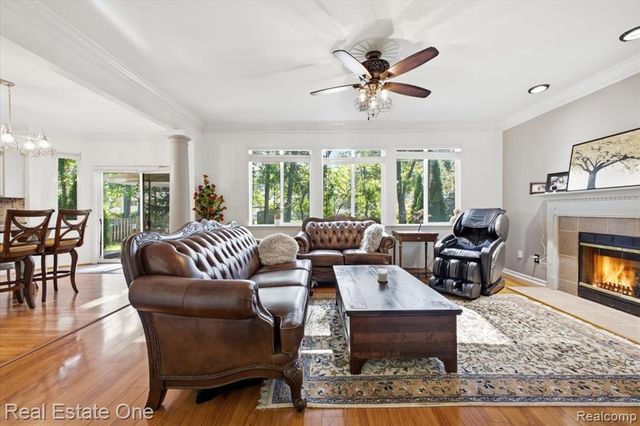 2475 Horace Street, West Bloomfield, MI 48324
