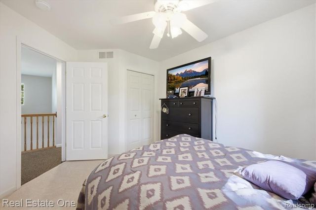 2475 Horace Street, West Bloomfield, MI 48324