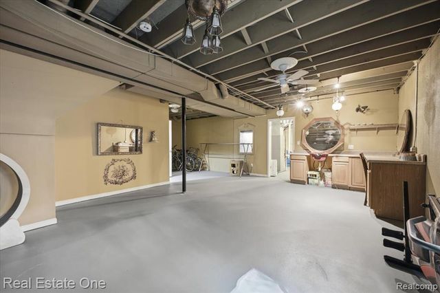 2475 Horace Street, West Bloomfield, MI 48324