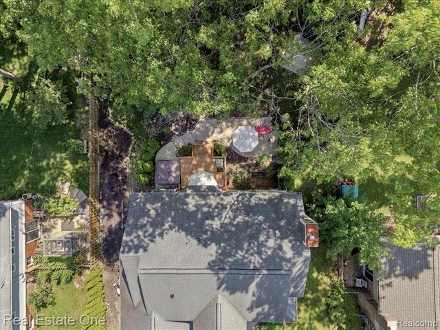 2475 Horace Street, West Bloomfield, MI 48324