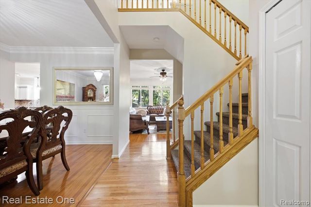 2475 Horace Street, West Bloomfield, MI 48324