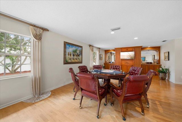 716 Malibu Lane, Indialantic, FL 32903