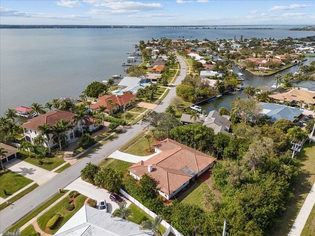 716 Malibu Lane, Indialantic, FL 32903