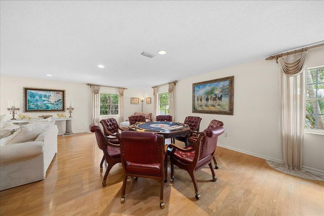 716 Malibu Lane, Indialantic, FL 32903