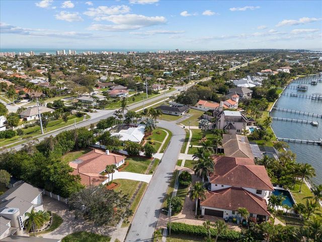 716 Malibu Lane, Indialantic, FL 32903