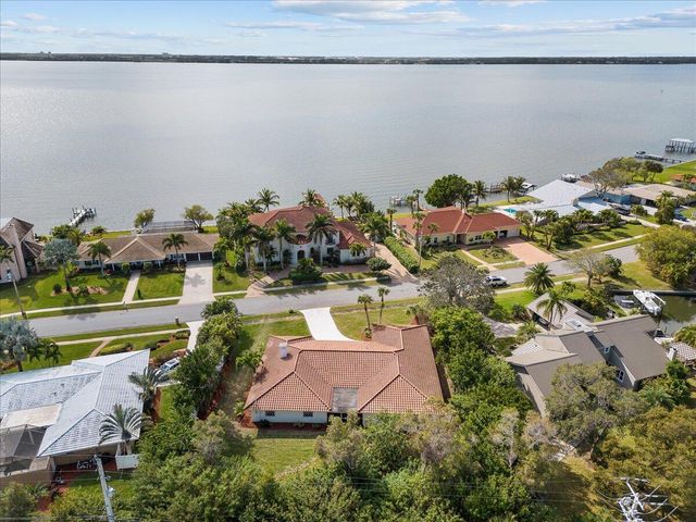 716 Malibu Lane, Indialantic, FL 32903