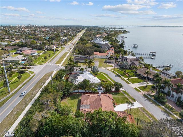 716 Malibu Lane, Indialantic, FL 32903