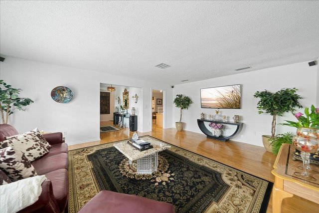 716 Malibu Lane, Indialantic, FL 32903