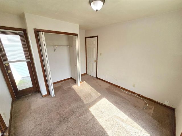 957 Green ST, Portsmouth, VA 23704