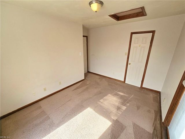 957 Green ST, Portsmouth, VA 23704