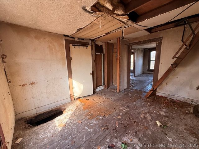 222 N 2nd Street, Sperry, OK 74073