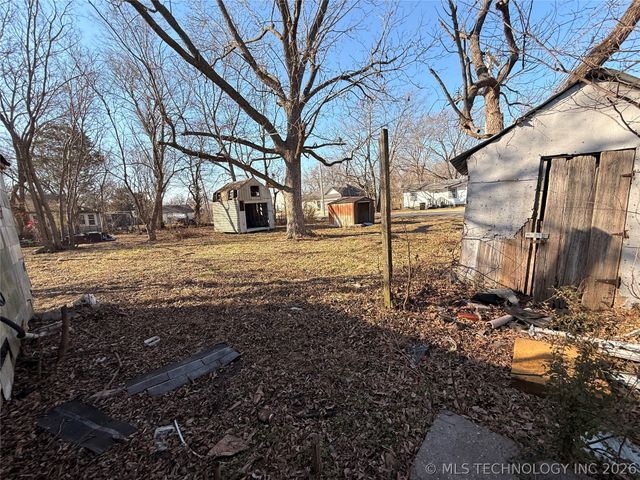 222 N 2nd Street, Sperry, OK 74073