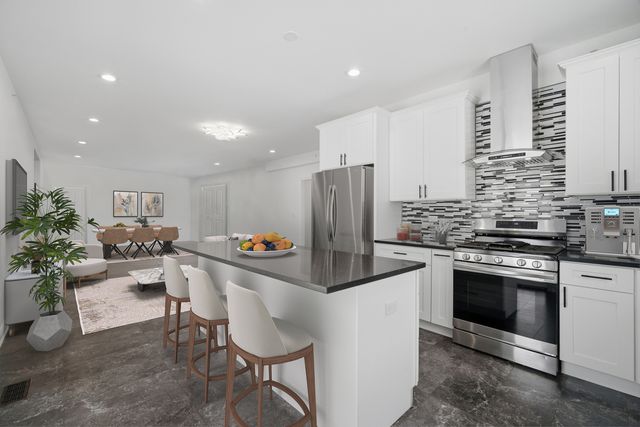 3026 Jackson Drive, Arlington Heights, IL 60004