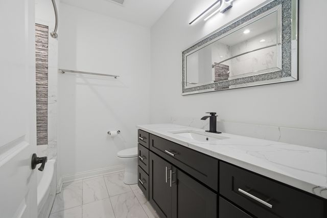 3026 Jackson Drive, Arlington Heights, IL 60004