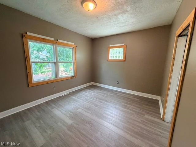 2982 E 67th Street, Cleveland, OH 44127