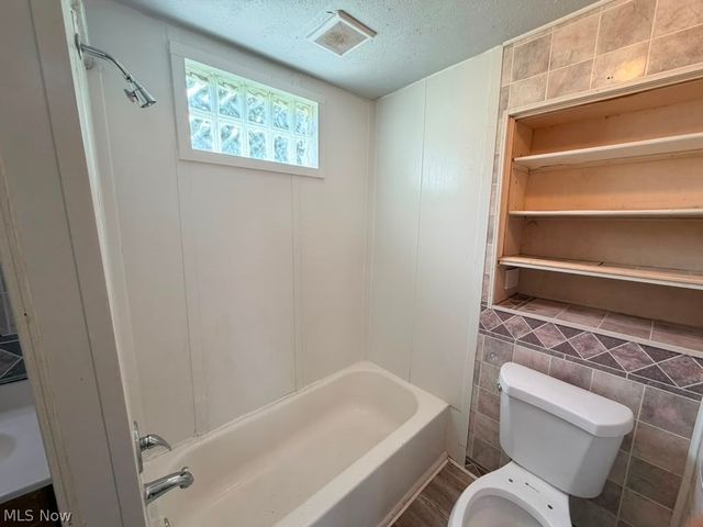 2982 E 67th Street, Cleveland, OH 44127