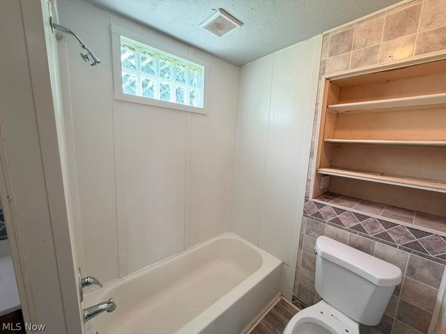 2982 E 67th Street, Cleveland, OH 44127