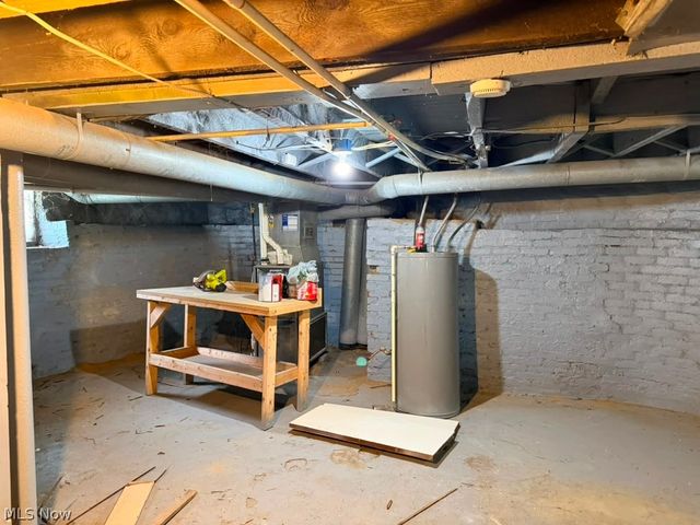 2982 E 67th Street, Cleveland, OH 44127