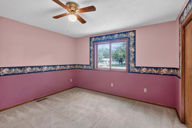 10770 Linwood Forest Drive, Champlin, MN 55316