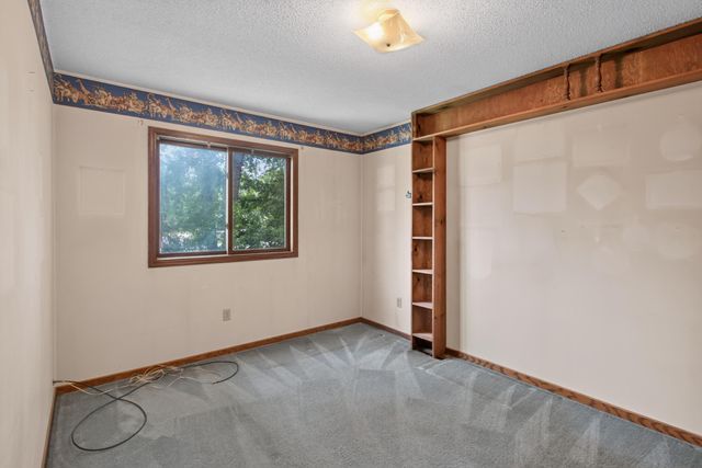10770 Linwood Forest Drive, Champlin, MN 55316
